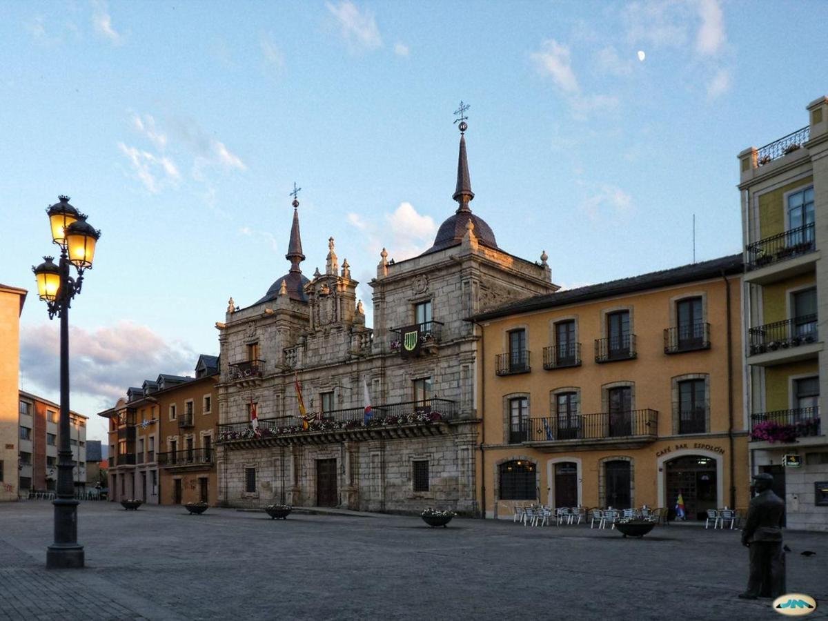 Columbrianos As Hoteles Ponferrada מראה חיצוני תמונה