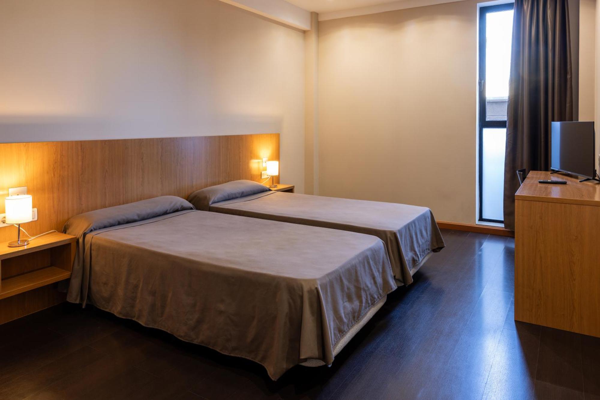 Columbrianos As Hoteles Ponferrada מראה חיצוני תמונה